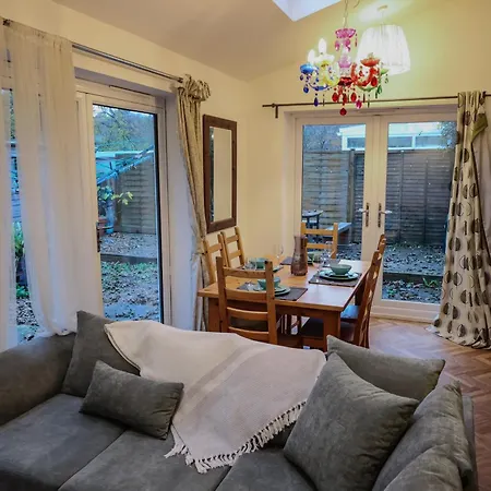 Bailey's Lounge By Altoluxoexperience Short Lets & Serviced With Free Parking & Wifi Bristol