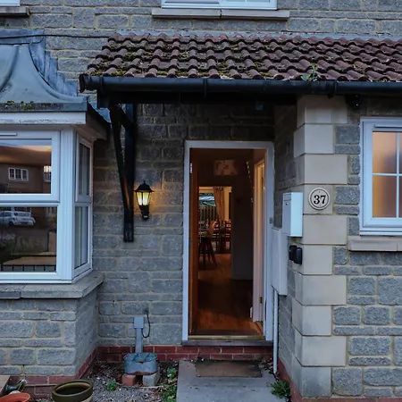 Bailey's Lounge By Altoluxoexperience Short Lets & Serviced With Free Parking & Wifi 3*