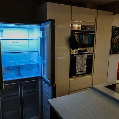 Gæstehus Bailey's Lounge By Altoluxoexperience Short Lets & Serviced With Free Parking & Wifi