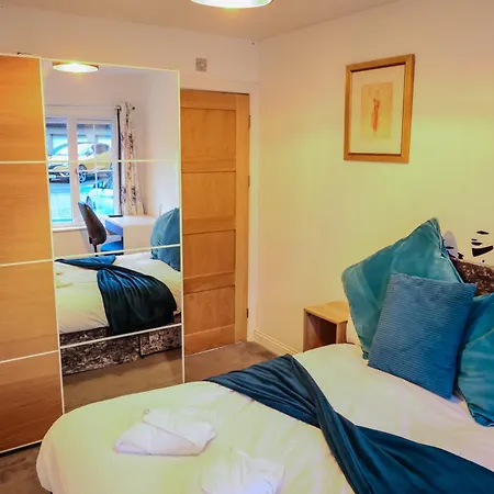 Pensión Bailey's Lounge By Altoluxoexperience Short Lets & Serviced With Free Parking & Wifi 3*
