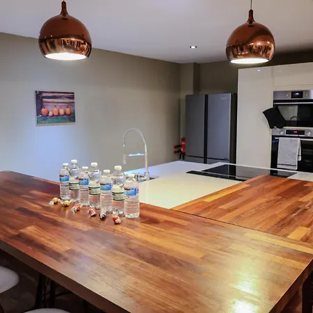 Pensión Bailey's Lounge By Altoluxoexperience Short Lets & Serviced With Free Parking & Wifi 3*