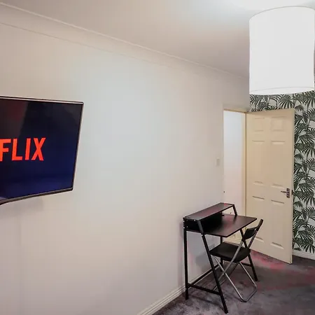 Bailey's Lounge By Altoluxoexperience Short Lets & Serviced With Free Parking & Wifi